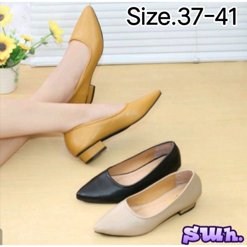 sepatu kerja wanita.hak kotak 3cm.empuk Rp.170.000.-