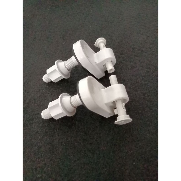 Baut engsel tutup closet duduk model toto pvc