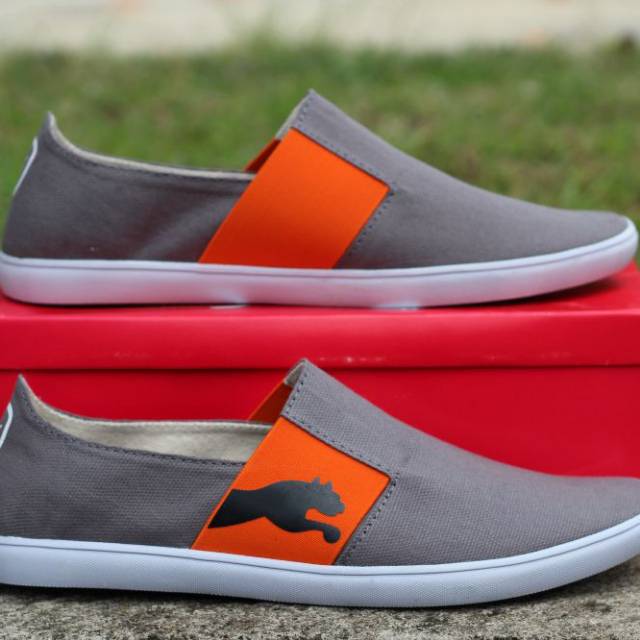 Sepatu pria slip on puma 04