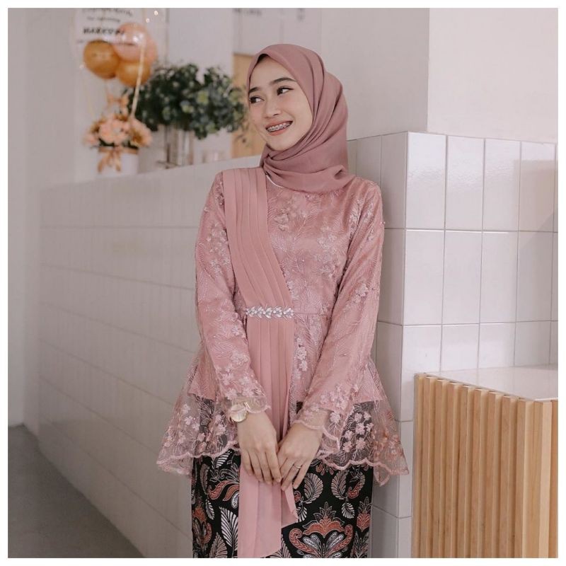 Kebaya modern wisuda tunangan lamaran couple murah remaja seragam seragaman sarimbit allsize