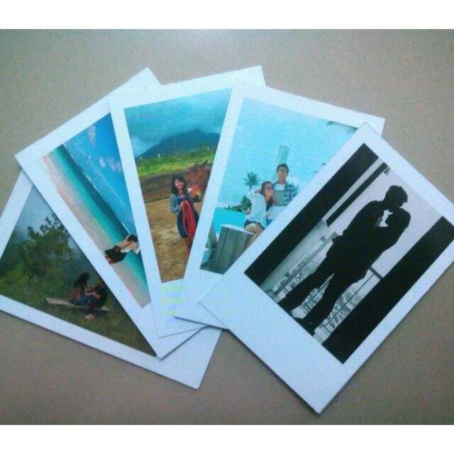 Foto ala polaroid ukuran 5R (12,7 X 17,8 )+ laminasi (anti air)