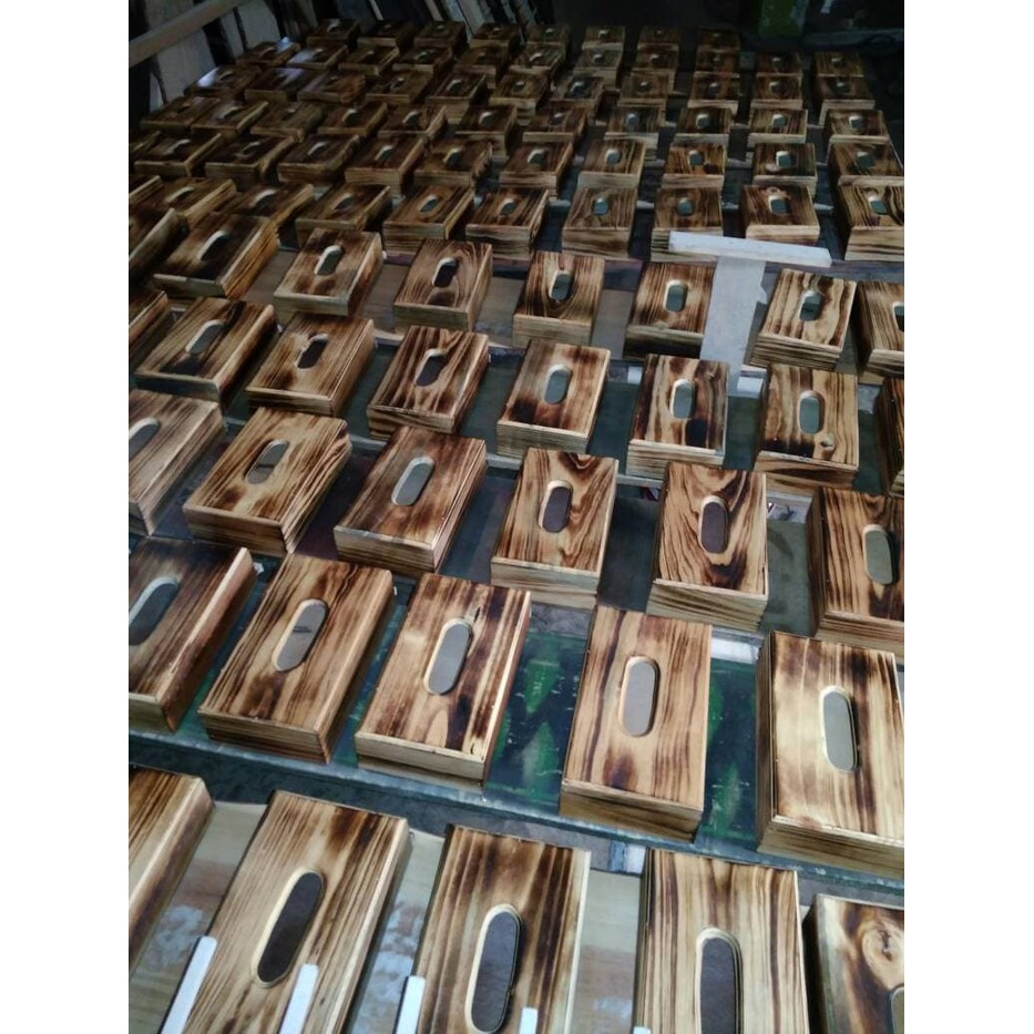 Kotak Tisu / Tempat Tisu Kayu Pinus Motif Bakaran / Box Tissue  Besar Bakaran