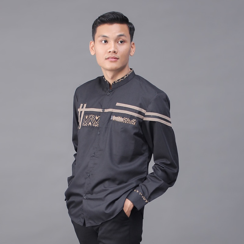 Baju Koko Pria Lengan Panjang Motif Zolied Warna Hitam Kombinasi Batik
