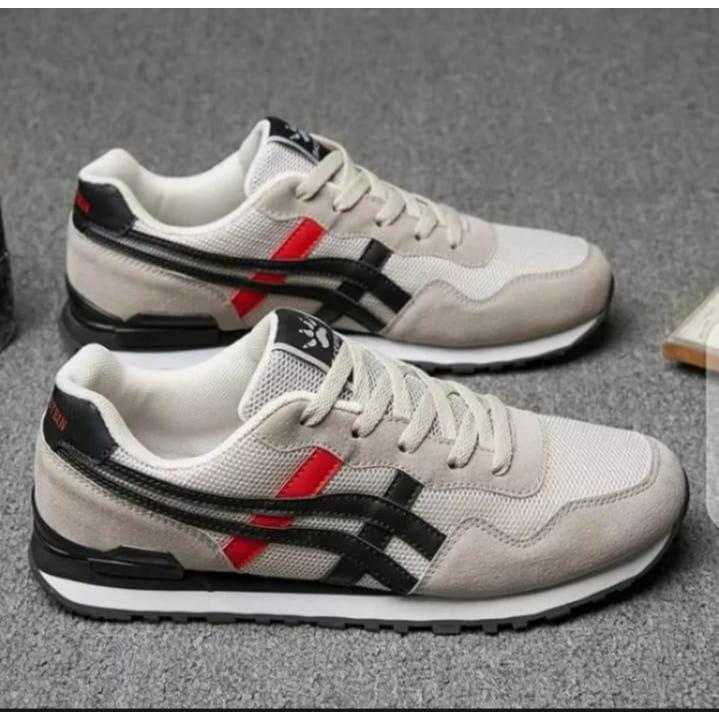 Sepatu Sneakers Pria / Sepatu Sport Fashion Casual/ sepatu Casual Pria/ Sepatu Empuk Terlaris