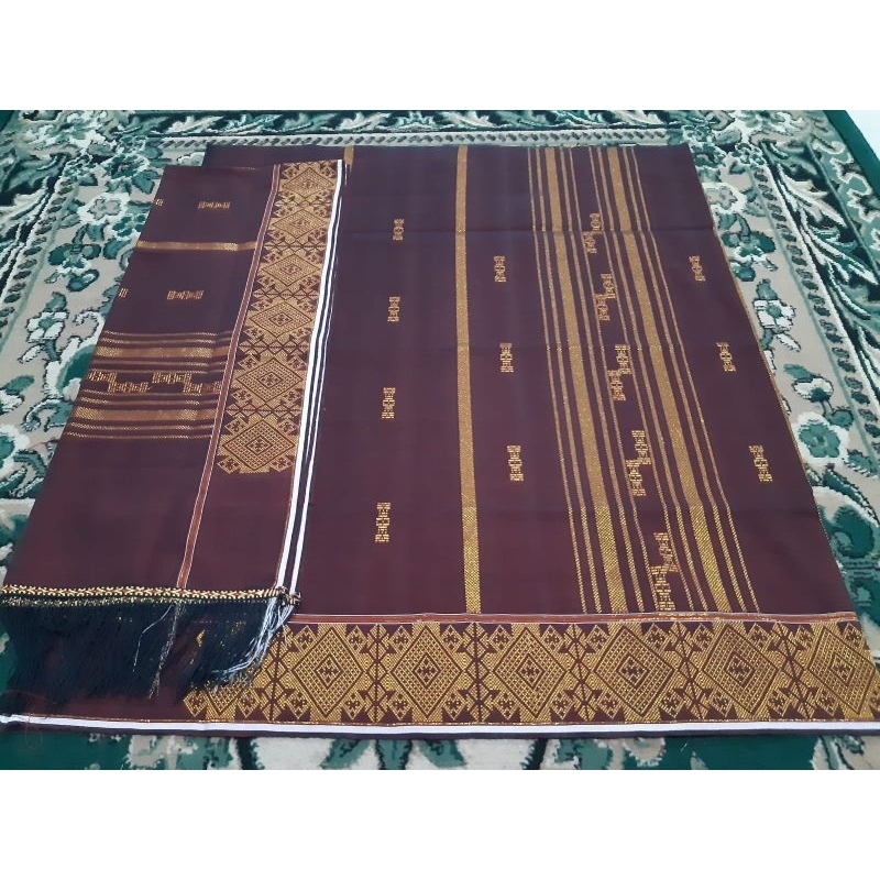 Songket Indung Bayu dan Litap litap Sutra Marun Gold