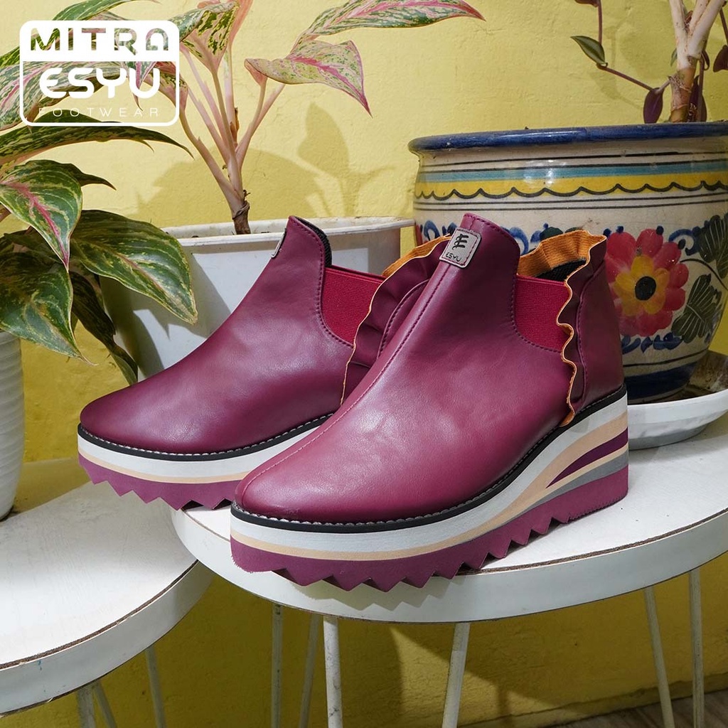 Diandra Series sepatu wedges esyu